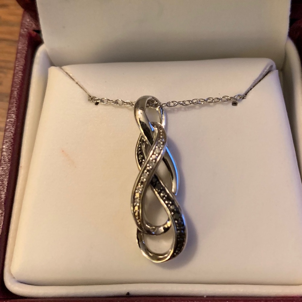 Helzberg Diamond black & white Diamond pendant